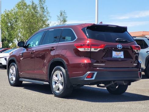 Certified 2019 Toyota Highlander Limited w/ Carpet Mat Package (TMS) AWD/4WD image 8