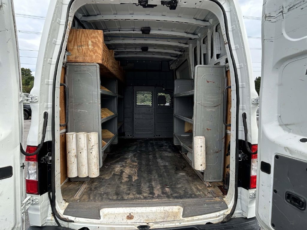 Used 2018 Nissan NV 2500 SV RWD image 10