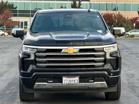 Used 2023 Chevrolet Silverado 1500 High Country w/ High Country Premium Package image 9