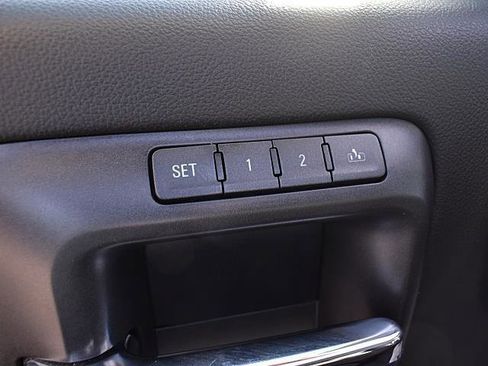 Used 2017 GMC Sierra 2500 Denali w/ Duramax Plus Package image 16