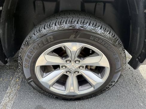 Used 2022 RAM 1500 Limited AWD/4WD image 35