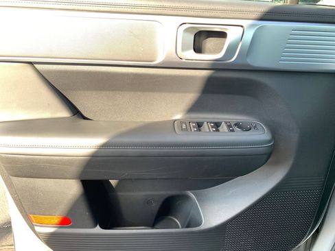 Used 2025 Hyundai Santa Fe SEL image 18