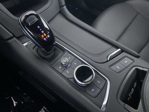 Certified 2024 Cadillac XT5 Premium Luxury image 8