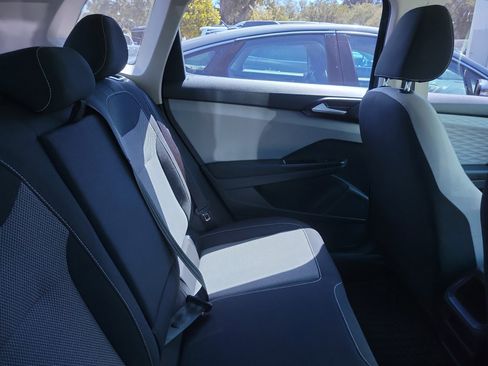 Used 2023 Volkswagen Taos S image 10