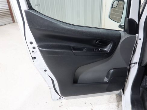 Used 2020 Nissan NV200 SV FWD image 22