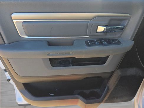 Used 2019 RAM 1500 Big Horn image 11