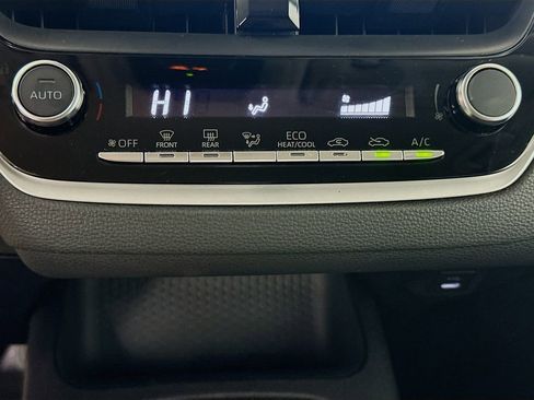 Used 2024 Toyota Corolla LE image 16