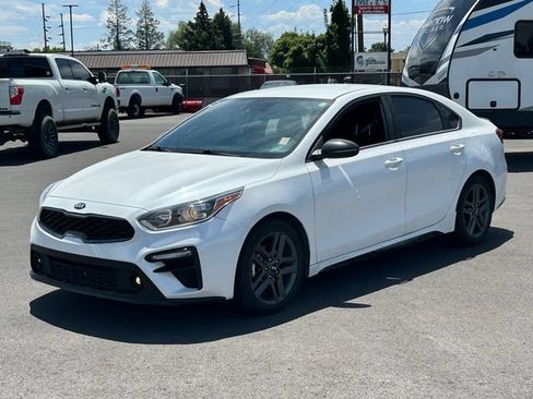 Used 2021 Kia Forte GT-Line FWD image 9