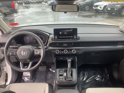 Used 2024 Honda CR-V LX image 14