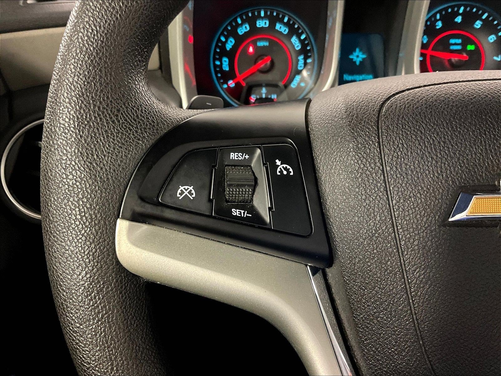 Used 2015 Chevrolet Camaro LS RWD image 10