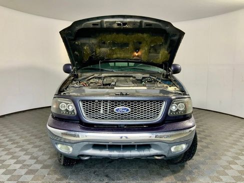 Used 2001 Ford F150 XLT image 4