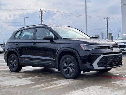 New 2026 Volkswagen Taos S image 6