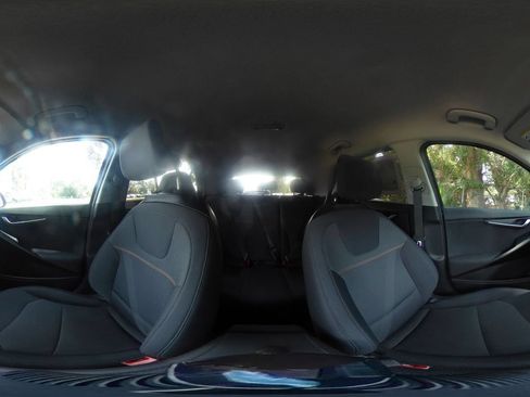 Used 2026 Kia Niro LX FWD image 42