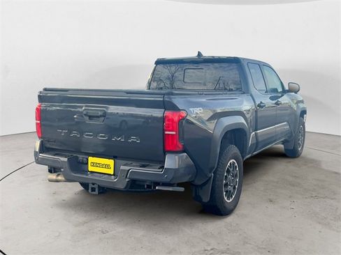 Used 2024 Toyota Tacoma TRD Off-Road image 4