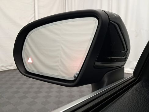 Used 2018 Mercedes-Benz C 300 4MATIC Cabriolet image 17