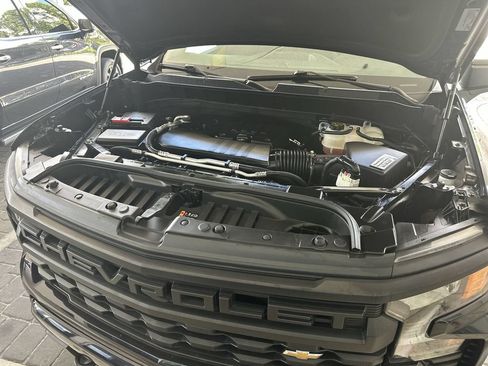 Certified 2023 Chevrolet Silverado 1500 Custom AWD/4WD image 29