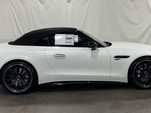 New 2026 Mercedes-Benz SL 43 AMG image 3