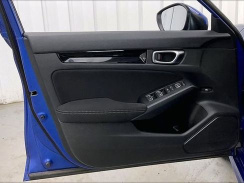 Certified 2023 Honda Civic EX image 21