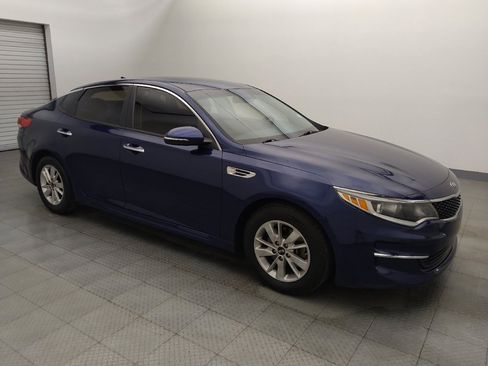 Used 2018 Kia Optima LX image 11