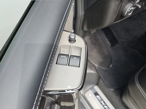 Used 2023 GMC Savana 2500 image 15