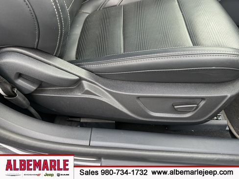 Used 2024 Ford Mustang GT Premium image 29