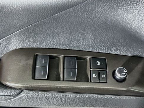 Used 2023 Toyota Camry XSE FWD image 24