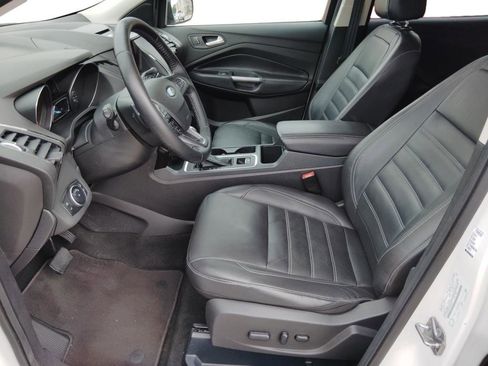 Used 2017 Ford Escape Titanium w/ Equipment Group 301A AWD/4WD image 14