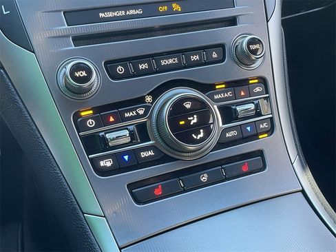 Used 2019 Lincoln MKZ Reserve w/ Reserve Plus Package image 24