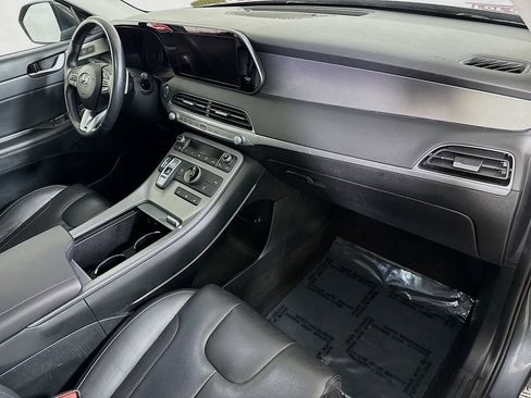 Certified 2022 Hyundai Palisade SEL w/ 8P Bench Seat Package FWD image 34
