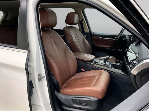 Used 2020 BMW X5 xDrive40i w/ Convenience Package AWD/4WD image 9