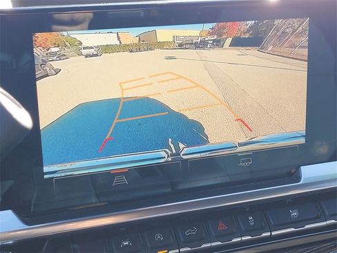 Used 2023 GMC Sierra 1500 Elevation image 18