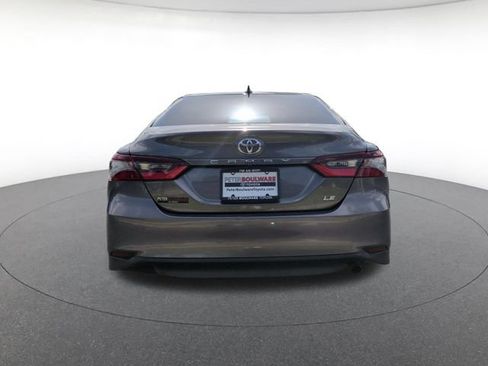 Used 2024 Toyota Camry LE FWD image 4