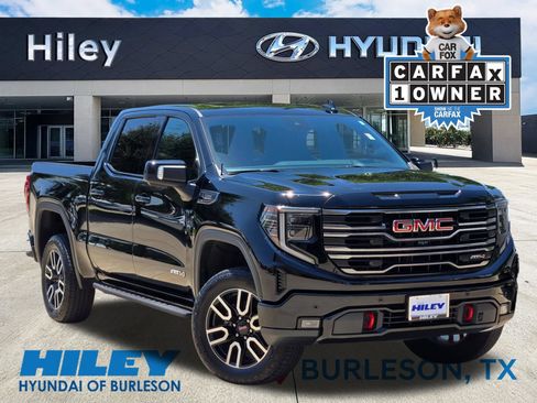 Used 2025 GMC Sierra 1500 AT4 w/ AT4 Premium Package AWD/4WD image 1