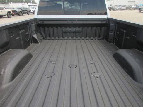 New 2026 GMC Sierra 3500 Denali Ultimate AWD/4WD image 6