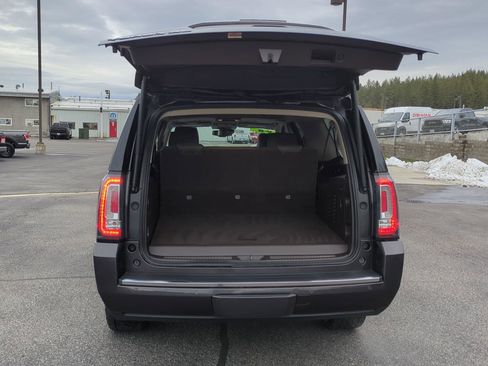 Used 2018 GMC Yukon XL Denali w/ Open Road Package image 6