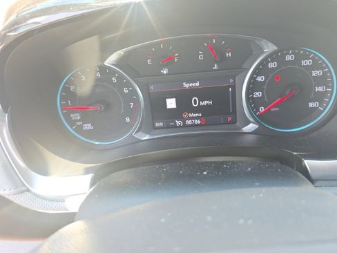 Used 2020 Chevrolet Traverse Premier AWD/4WD image 3