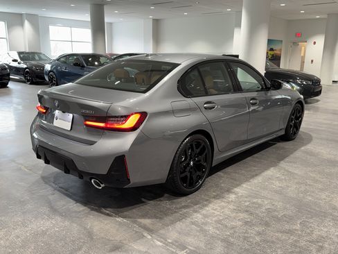 New 2026 BMW 330i Sedan w/ M Sport Package image 7