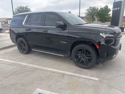 Used 2021 Chevrolet Tahoe LT w/ LT Signature Package AWD/4WD image 1