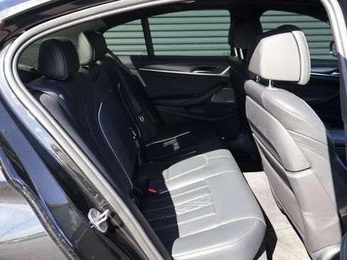 Used 2022 BMW 540i xDrive w/ M Sport Package AWD/4WD image 28