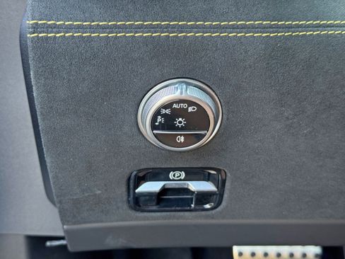 Used 2025 Mercedes-Benz AMG GT 55 w/ Driver Assistance Package image 20