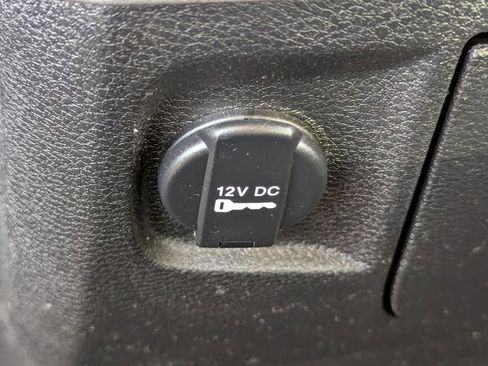Used 2017 RAM 1500 ST w/ SXT Appearance Group AWD/4WD image 20