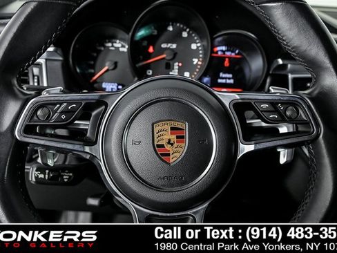 Used 2018 Porsche Macan GTS AWD/4WD image 21