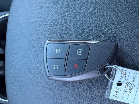 New 2026 GMC Canyon Elevation w/ Convenience Package image 31