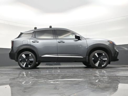 Used 2026 Nissan Kicks SR FWD image 26