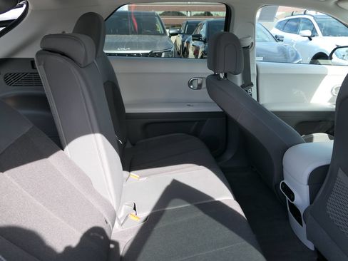 Used 2024 Hyundai Ioniq 5 SEL RWD image 23