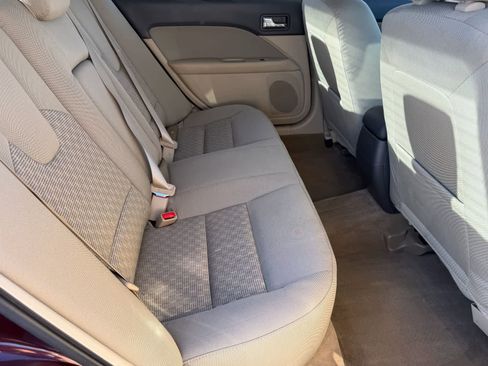 Used 2011 Ford Fusion SE w/ 201A Rapid Spec Order Code FWD image 14