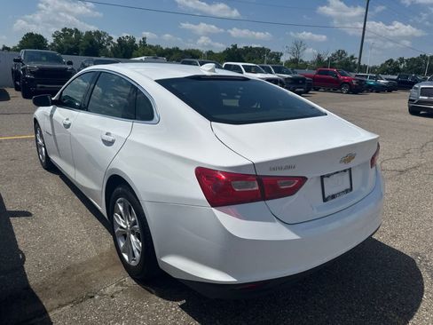 Used 2023 Chevrolet Malibu LT FWD image 25