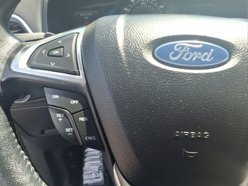 Used 2024 Ford Edge SEL w/ Convenience Package AWD/4WD image 23