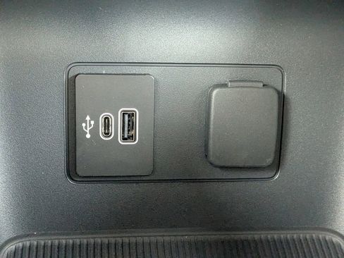 New 2026 Ford Explorer Active w/ Active Comfort Package image 26