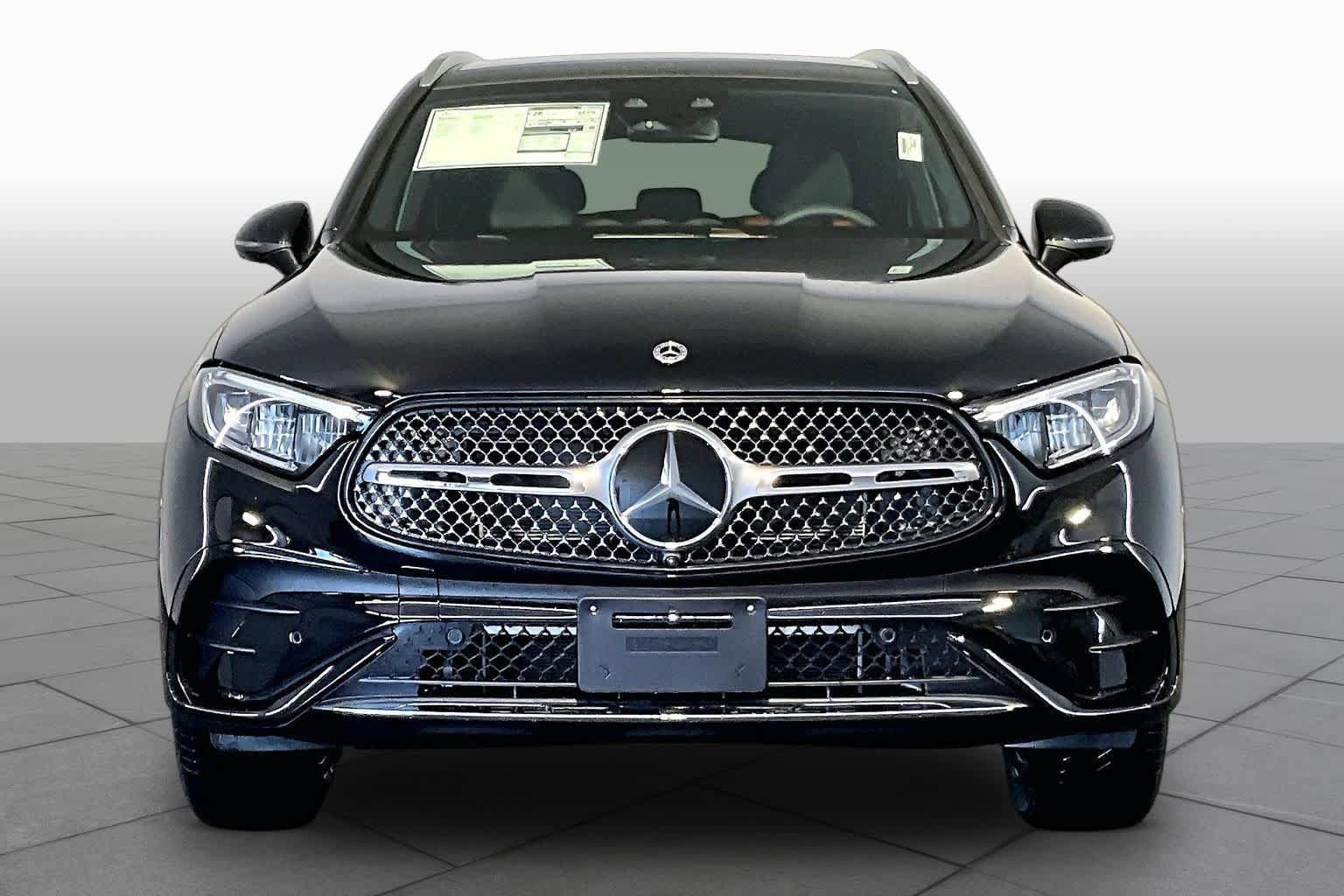 New 2026 Mercedes-Benz GLC 300 4MATIC image 2